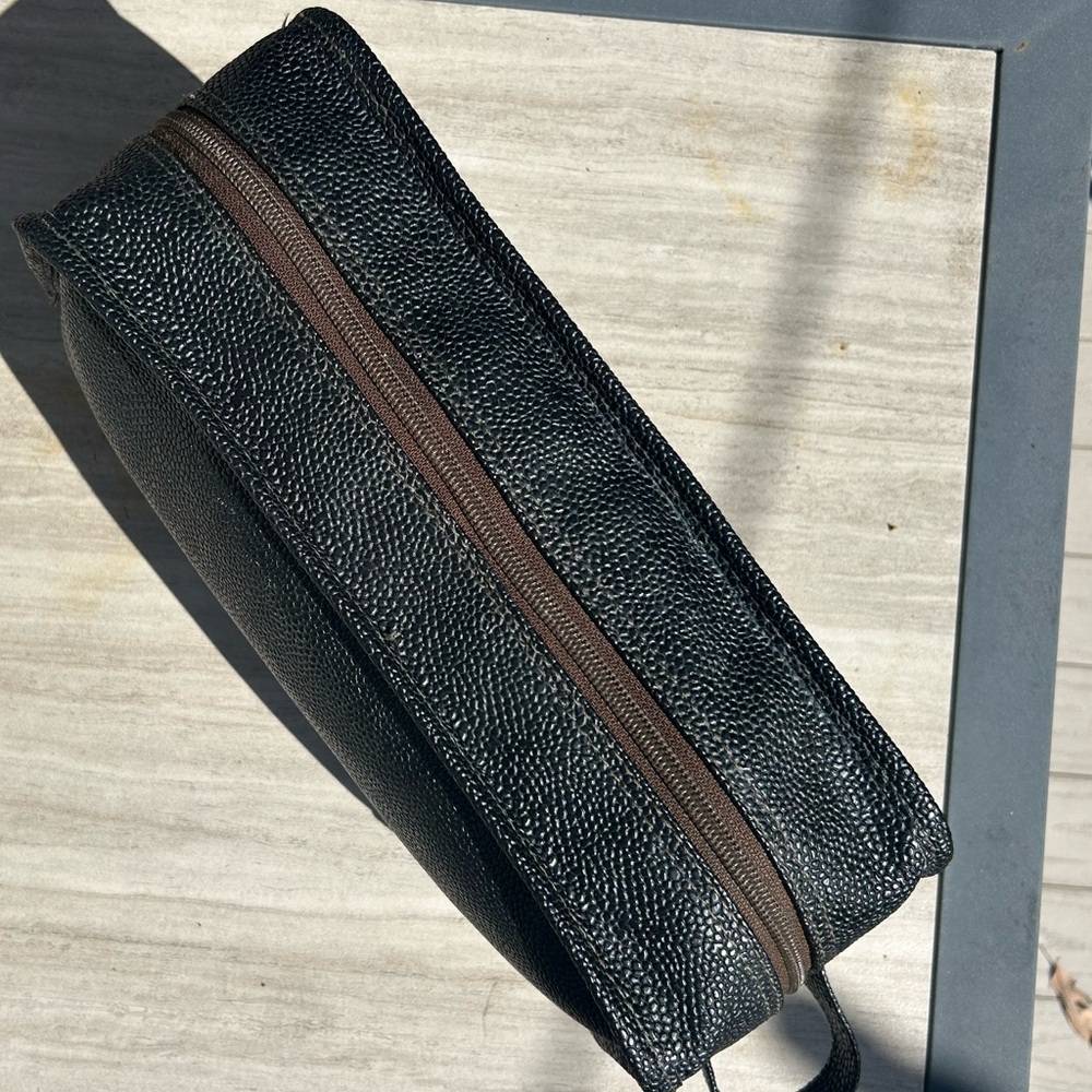 Beautiful Vintage Bric’s Black Pebble Leather Toiletries Bag - Picture 8 of 9